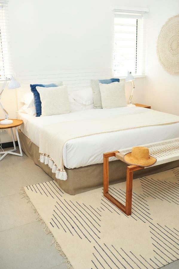 Obiches Luxury Beachfront Apartment Trou-Aux-Biches Экстерьер фото