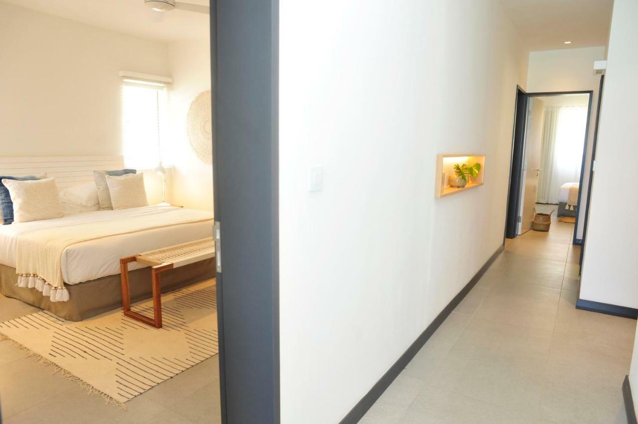 Obiches Luxury Beachfront Apartment Trou-Aux-Biches Экстерьер фото